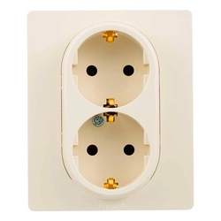 Розетка Legrand 672323