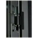 Серверный шкаф APC Шкаф NetShelter SX 42U, ширина 600 мм, глубина 1070 мм, черные боковые панели AR3100