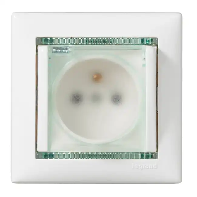 Розетка Legrand 774220