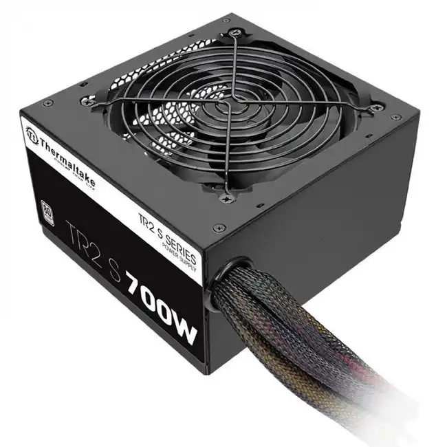 Блок питания Thermaltake TR2 S PS-TRS-0750NN2AWE-1 (700 Вт)