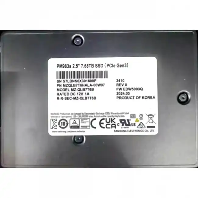 Внутренний жесткий диск Samsung MZQLB7T6HALA MZQLB7T6HALA-00W07 (SSD (твердотельные), 7.68 ТБ, 2.5 дюйма, U.2)