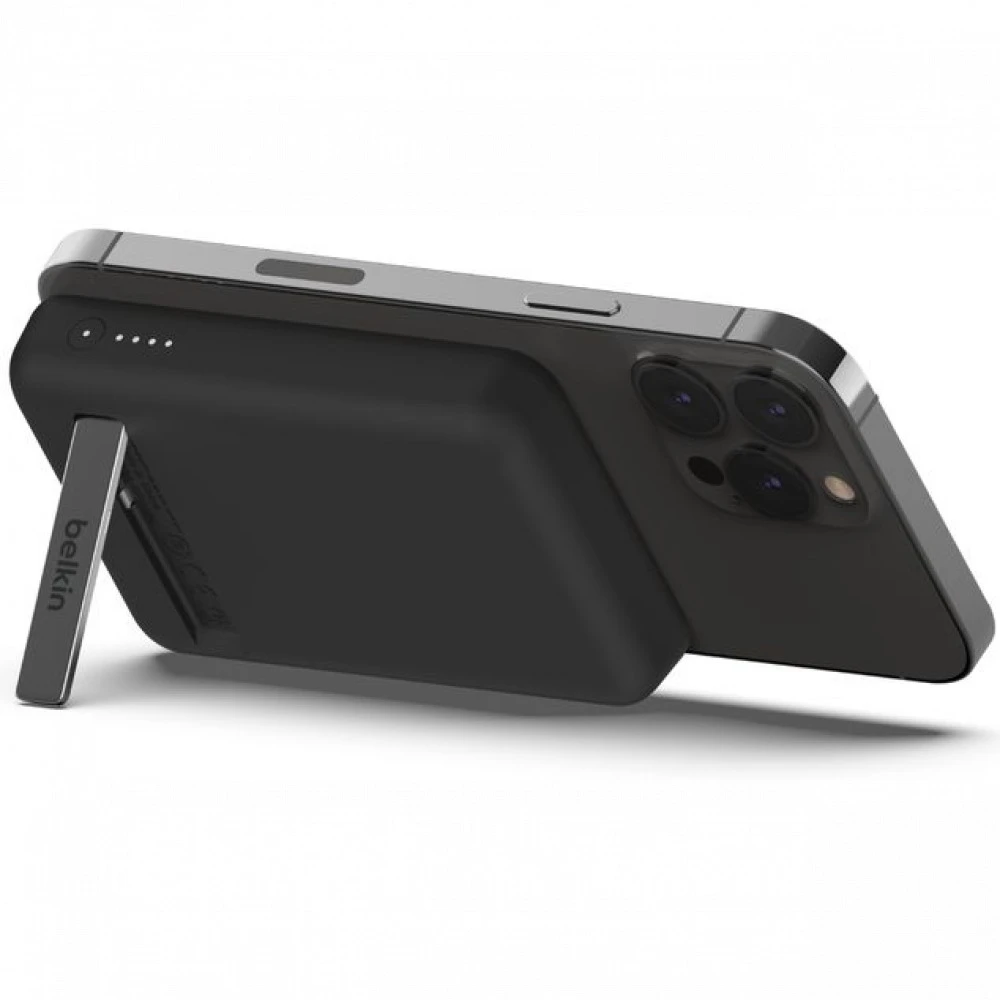 Внешний аккумулятор (Power Bank) Belkin Boost Charge Magnetic Wireless черный BPD004btBK 5000 мАч, Черный
