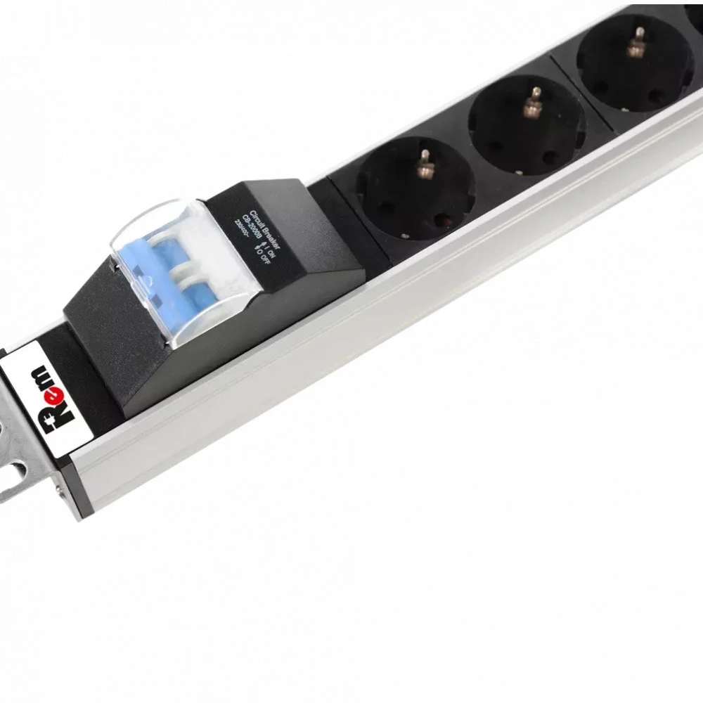 Аксессуар для серверного шкафа ЦМО Блок розеток Rem-32 (3 Sсhuko, 5 IEC 60320 C13) R-32-3S-5C13-A-440-K
