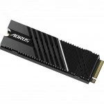 Внутренний жесткий диск Gigabyte AORUS Gen4 7000s M2/GP-AG70S2TB (SSD (твердотельные), 2 ТБ, M.2)