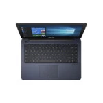 Ноутбук Asus VivoBook F402WA-GA019T 90NB0HC3-M02680 (14 ", HD 1366x768 (16:9), E2, 4 Гб, SSD)