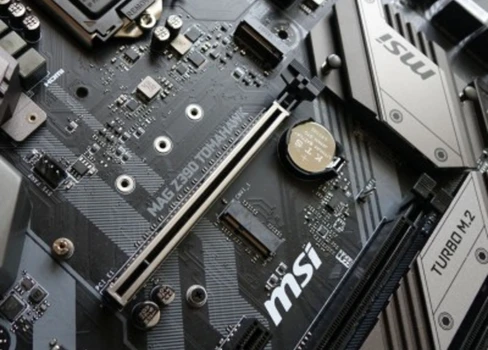 MSI представила новые материнские платы для процессоров Intel Core 10-го поколения